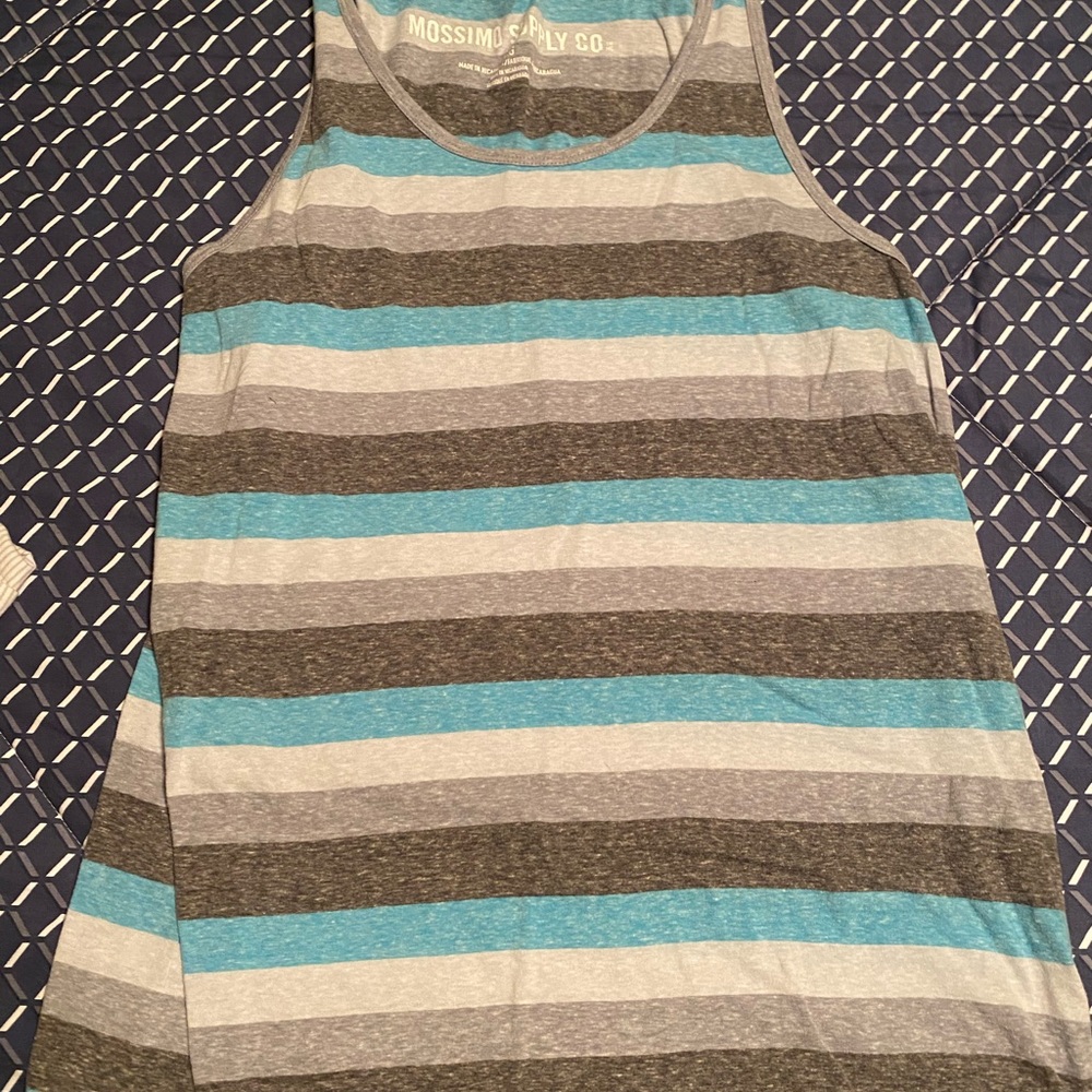 2 tank tops